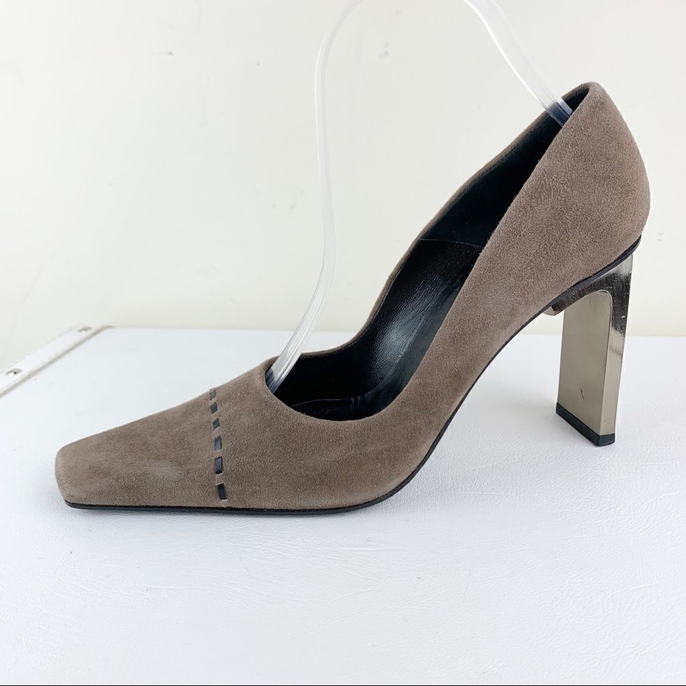 Diego Dolcini Taupe‎ Suede Snip Toe Pumps Gold Heel
